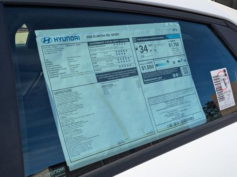 Used 2025 Hyundai Elantra Sport image 24