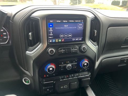 Certified 2022 Chevrolet Silverado 1500 RST w/ Redline Edition image 15