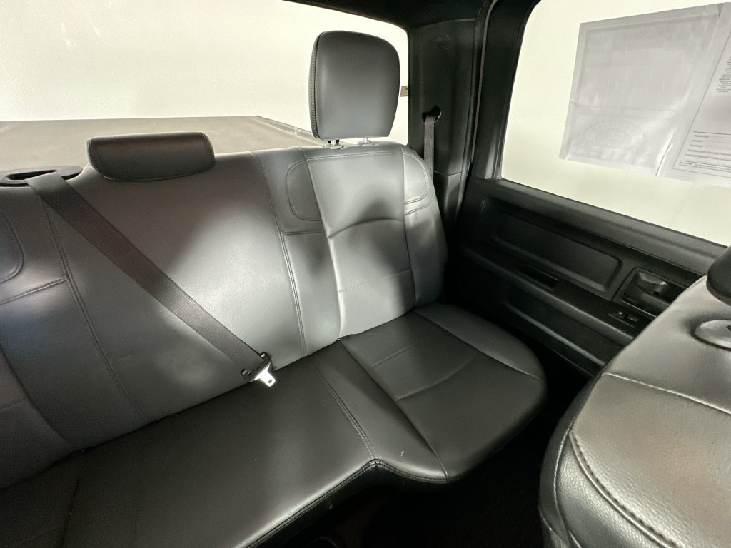 Used 2021 RAM 2500 Tradesman w/ Chrome Appearance Group AWD/4WD image 14