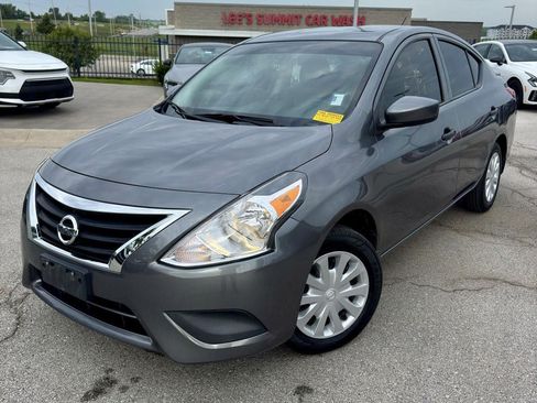 Used 2019 Nissan Versa S Plus FWD image 1