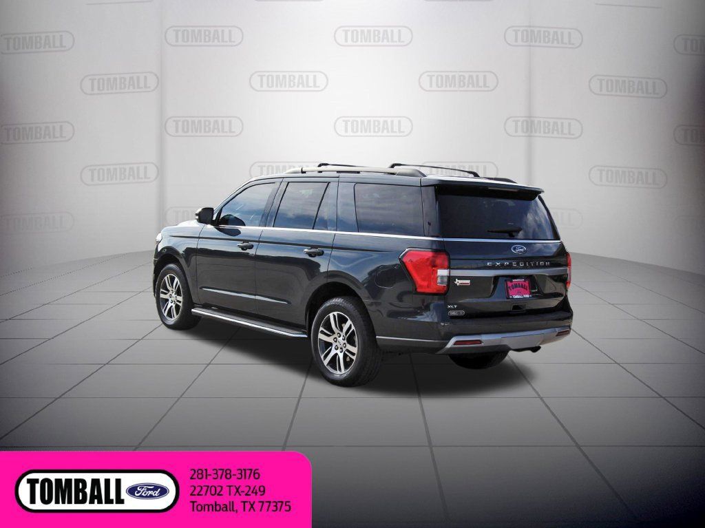 Used 2023 Ford Expedition XLT RWD image 5