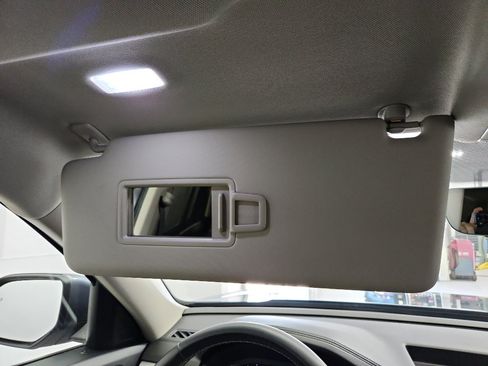 Certified 2023 Volkswagen Atlas SE w/ Panoramic Sunroof Package FWD image 27