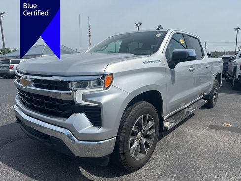 Used 2022 Chevrolet Silverado 1500 LT AWD/4WD image 1
