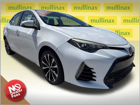 Used 2018 Toyota Corolla SE image 1