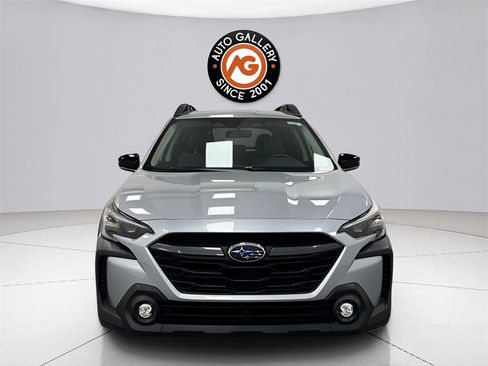 Used 2024 Subaru Outback Premium image 2