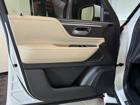 New 2026 INFINITI QX80 Pure RWD image 10