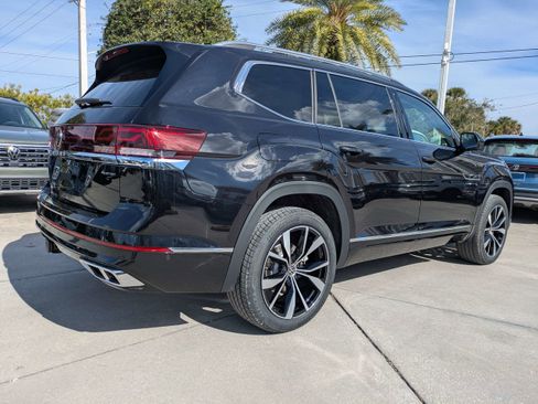 New 2026 Volkswagen Atlas SEL Premium R-Line AWD/4WD image 4