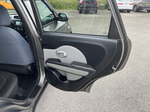 Used 2016 Kia Soul w/ Convenience Package FWD image 44