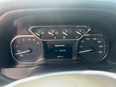 Used 2019 GMC Sierra 1500 SLT RWD image 9