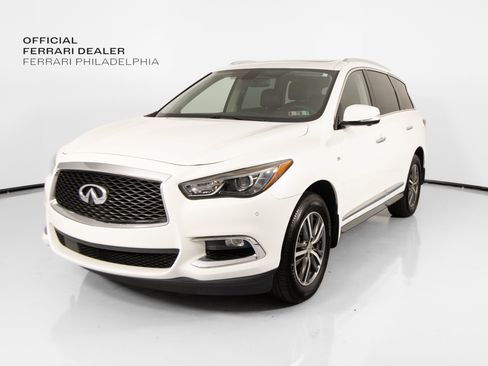 Used 2017 INFINITI QX60 Luxe w/ Premium Plus Package AWD/4WD image 3