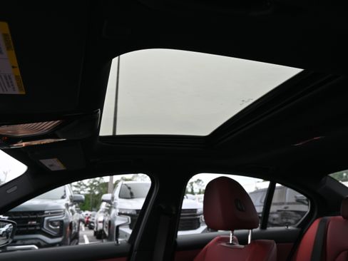 Used 2026 BMW 330i Sedan RWD image 30