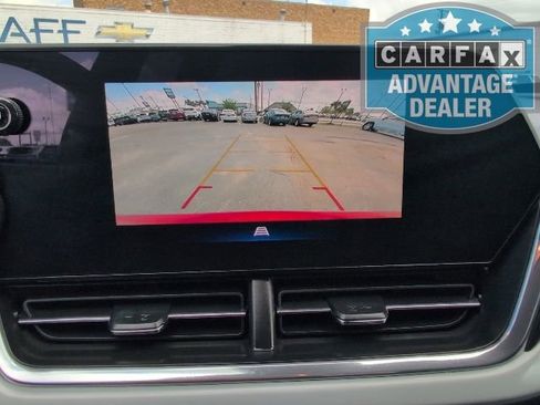 Certified 2025 Chevrolet Trax LT image 18