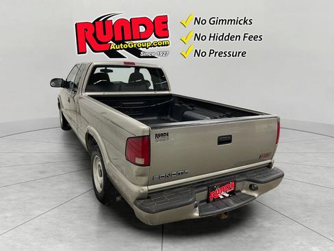 Used 2001 GMC Sonoma SLS w/ Super Spec Pkg 3 image 3