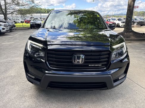 Used 2021 Honda Ridgeline Black Edition image 2