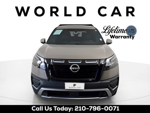 Used 2024 Nissan Pathfinder Rock Creek image 2
