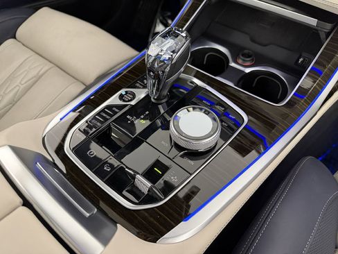 Used 2020 BMW X7 xDrive40i w/ Executive Package AWD/4WD image 31