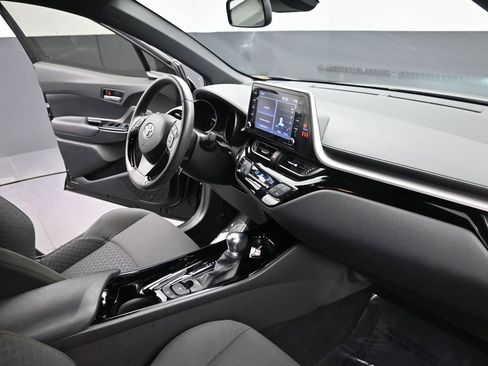 Used 2022 Toyota C-HR Nightshade image 20