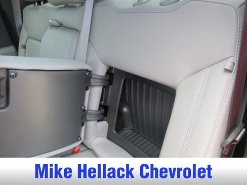 Used 2020 Chevrolet Silverado 1500 LTZ w/ LTZ Premium Package AWD/4WD image 19