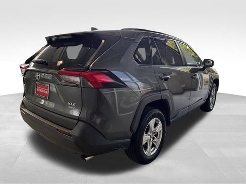 Used 2020 Toyota RAV4 XLE AWD/4WD image 6