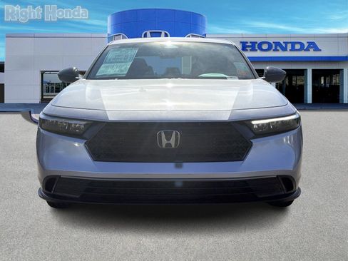 Used 2023 Honda Accord Sport image 10