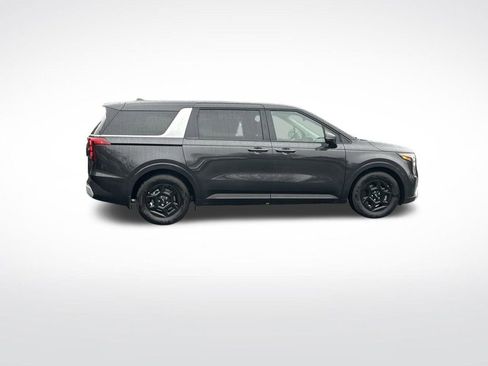 New 2026 Kia Carnival image 6
