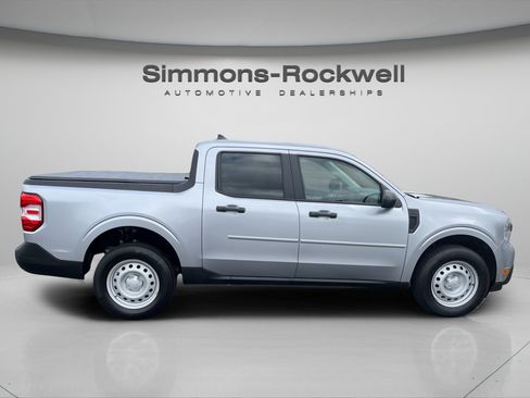 Used 2022 Ford Maverick XL FWD image 6