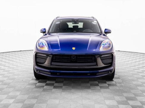 Certified 2025 Porsche Macan GTS image 9