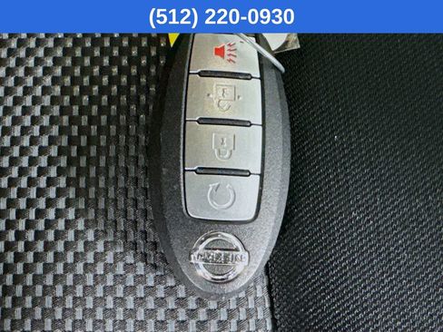 Used 2018 Nissan Pathfinder SV image 36