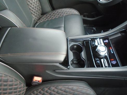 Certified 2024 Jeep Grand Cherokee Summit image 16