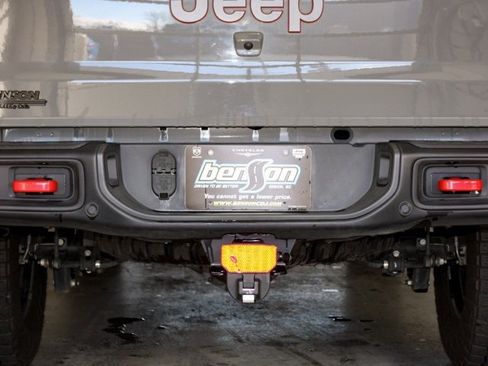 Certified 2022 Jeep Gladiator Rubicon w/ LED Lighting Group image 9