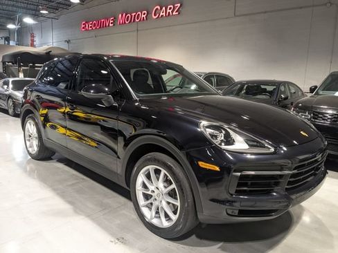 Used 2020 Porsche Cayenne AWD/4WD image 1