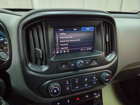 Used 2020 Chevrolet Colorado W/T w/ WT Convenience Package AWD/4WD image 21