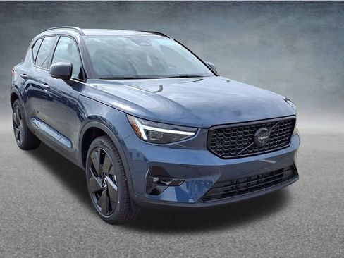 New 2026 Volvo XC40 B5 Ultra w/ Protection Package Premier AWD/4WD image 1