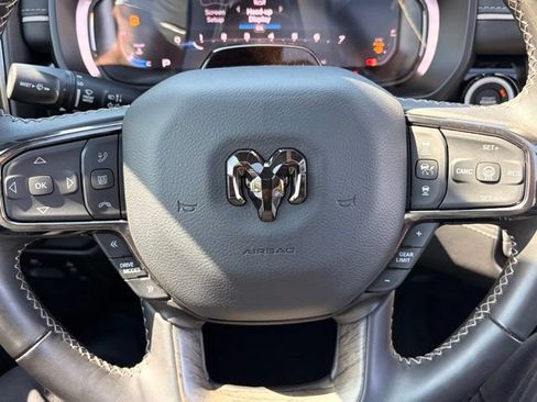 Used 2025 RAM 1500 Limited AWD/4WD image 17
