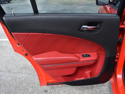 Used 2014 Dodge Charger R/T RWD image 33