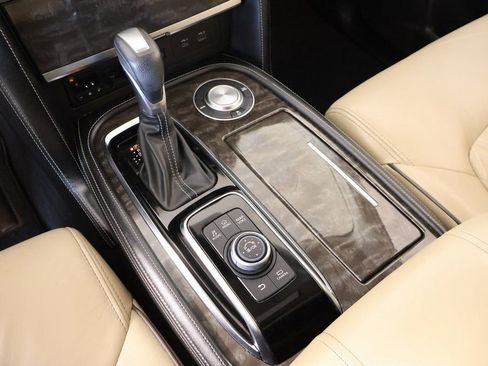 Used 2022 Nissan Armada Platinum w/ Captain's Chairs Package image 8