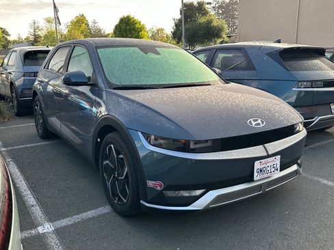 Certified 2024 Hyundai Ioniq 5 SEL image 2