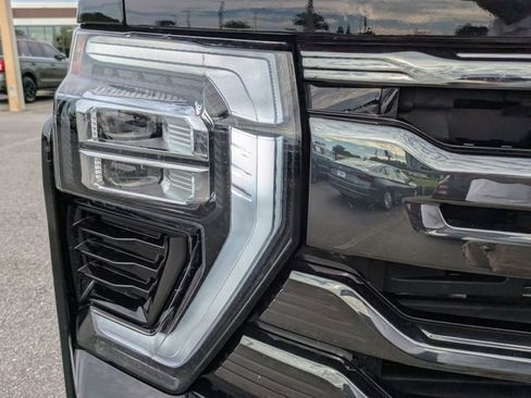 Used 2024 Chevrolet Silverado 2500 High Country w/ Midnight Edition AWD/4WD image 10