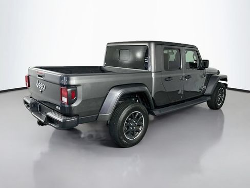 Used 2022 Jeep Gladiator Overland w/ Popular Equipment Package AWD/4WD image 7