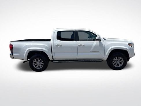 Used 2019 Toyota Tacoma SR5 AWD/4WD image 6