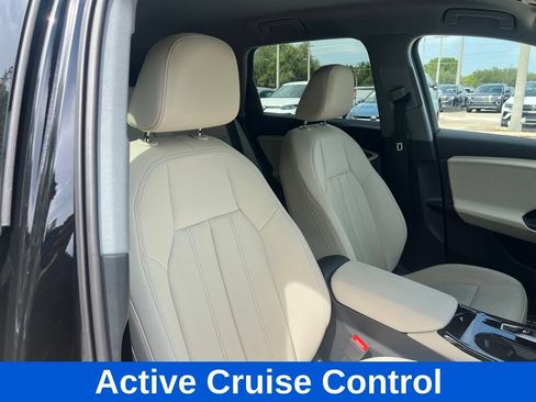 Used 2025 Audi Q6 e-tron Premium w/ Convenience Package RWD image 33