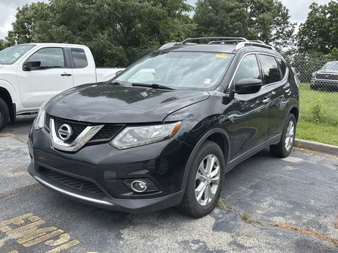 Used 2016 Nissan Rogue SV FWD image 1