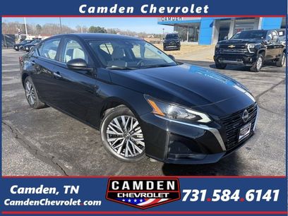 Used 2025 Nissan Altima 2.5 SV