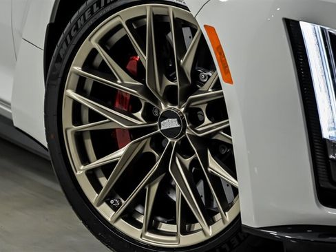Used 2023 Cadillac CT5 V Blackwing w/ LPO, Bronce Accent Package RWD image 3