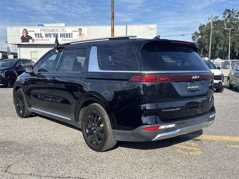 Certified 2022 Kia Carnival SX image 12