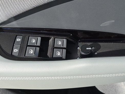 New 2026 Audi Q3 quattro 2.0T AWD/4WD image 19