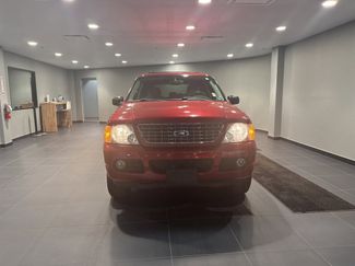 Used 2004 Ford Explorer XLT video 2