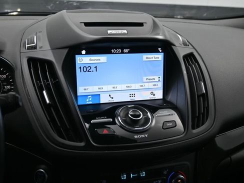 Used 2017 Ford Escape Titanium FWD image 13