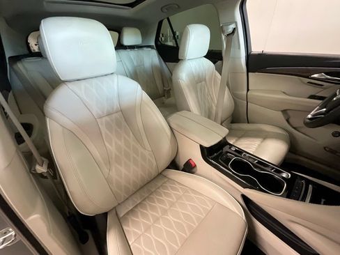 Used 2023 Buick Envision Avenir FWD image 18