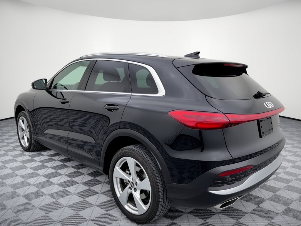 Certified 2025 Audi Q5 Premium Plus AWD/4WD image 3